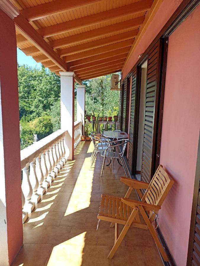 Iren Holiday Apartment Іпсос Екстер'єр фото